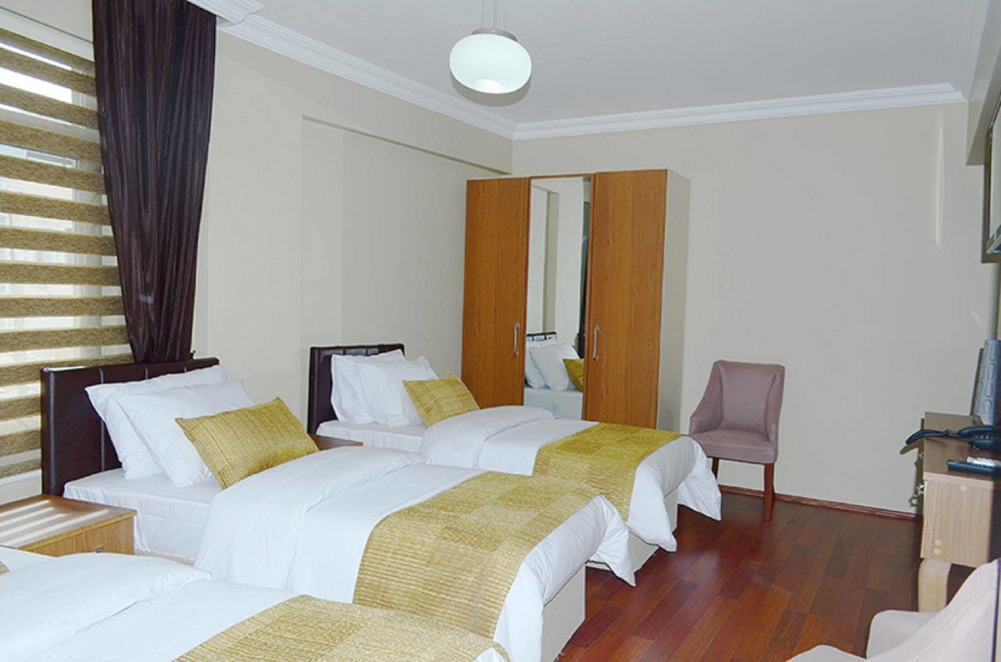 Ramparts Hotel Estambul Exterior foto